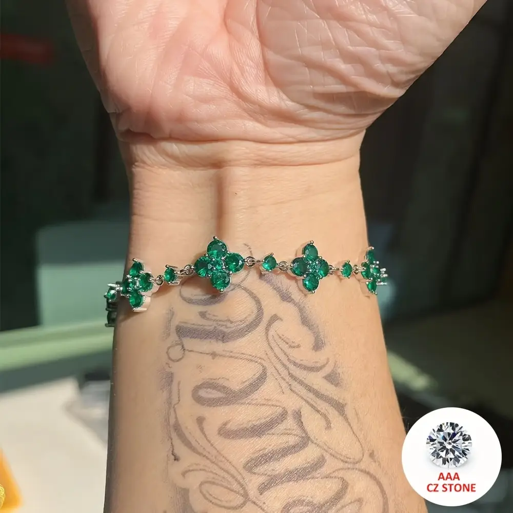 

Luxury Colorful Clover Zircon Bracelet Fashion Charm Gorgeous Charm Exquisite Cute Sweet Shining Crystal Jewelry Gift