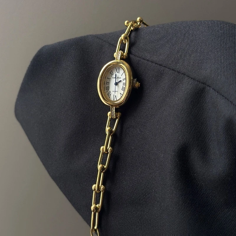 Famous Women Brand Oval Dial Quartz Watch Vintage Rome Dial Watches Elegant Bracelet Wristwatches Dropshipping Relógio Gifts