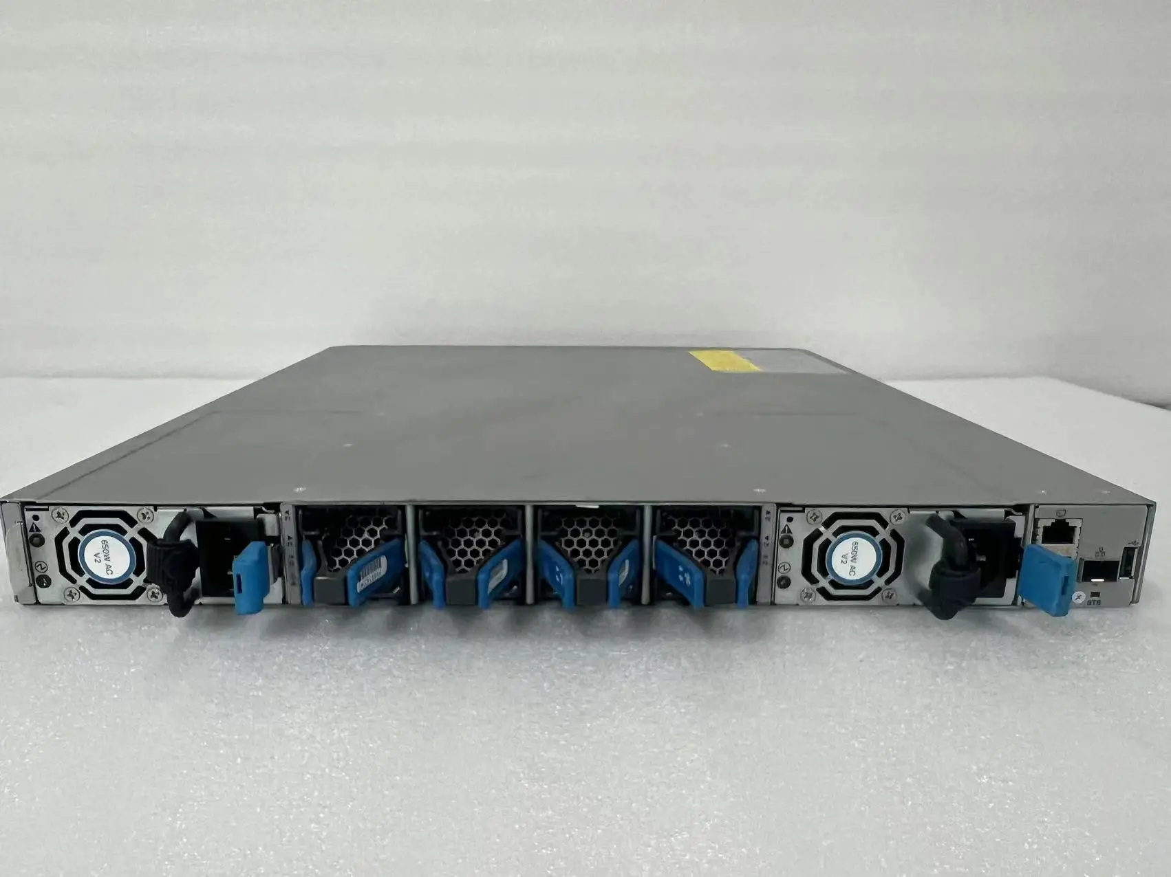 N3K-C31108TC-V 48-Port 10G + 6x 100G/40G Switch