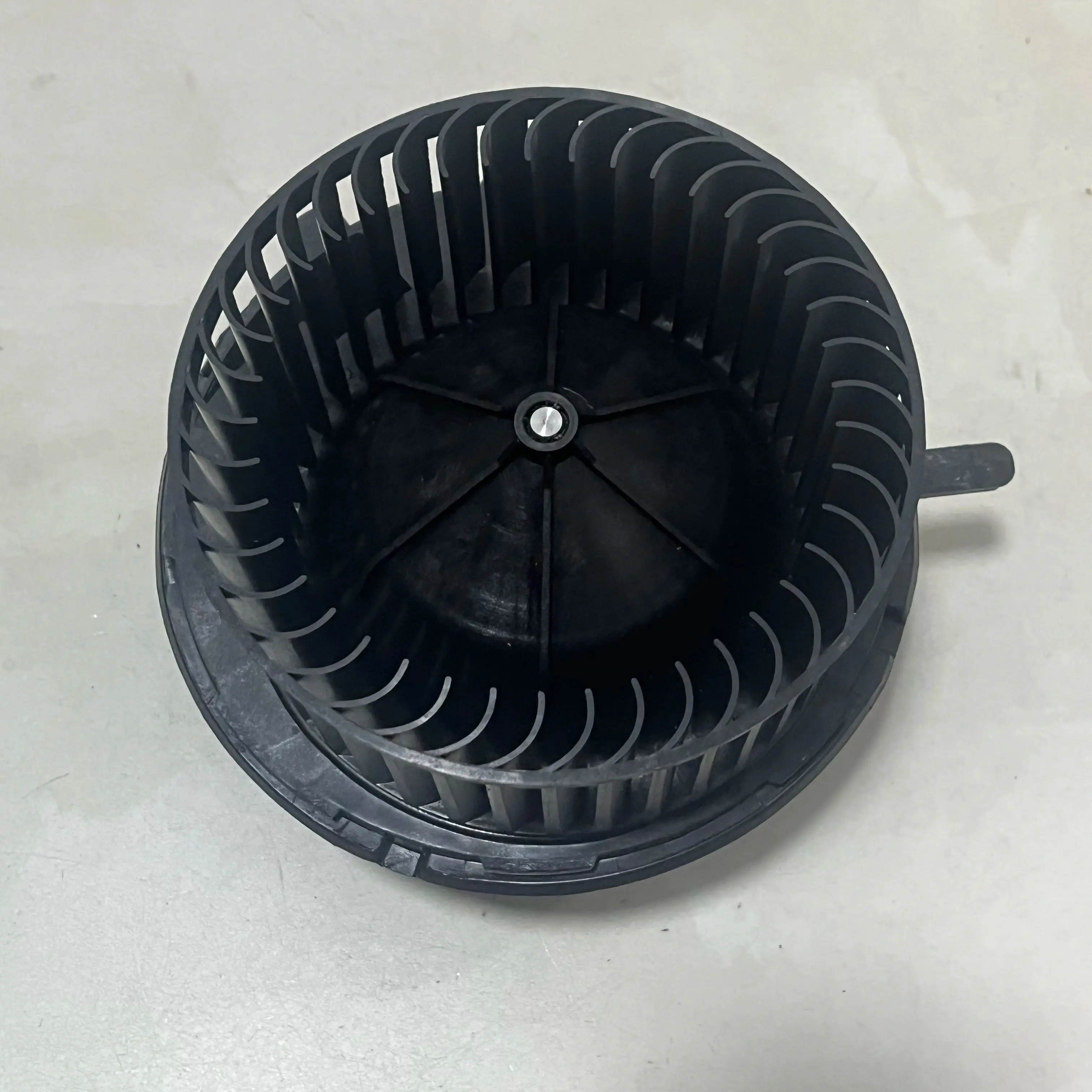 

1K1819015 HVAC Heater Blower Motor for Volkswagen Audi A3 Cabriolet Skoda Octavia SEAT Altea Leon Toledo