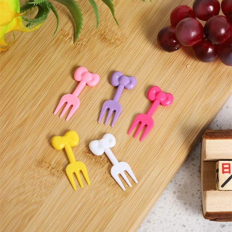 10Pcs Creative Mini Cute Fruit Fork Animation Peripheral Cartoon Exquisite Recyclable Portable Fruit Pick Snack Forks