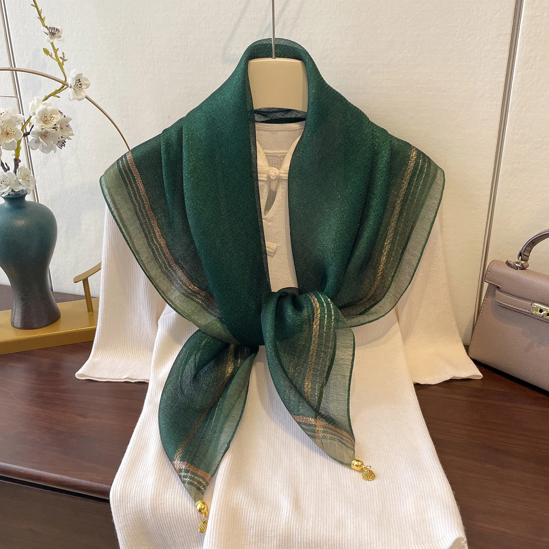 

Women's Spring Luxury Chiffon Scarf with Magnetic Buckle, Fashionable Elegant Small Neck Scarf, Thin Versatile Shawl