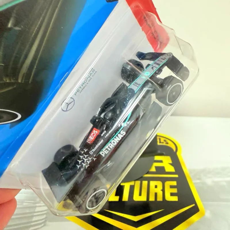 오리지널 핫휠 자동차 2025J F1 페트로나스 레이싱 1/64 레이싱 다이캐스트 자동차 장난감 합금 소재 자동차 피규어 장난감 남자아이 선물