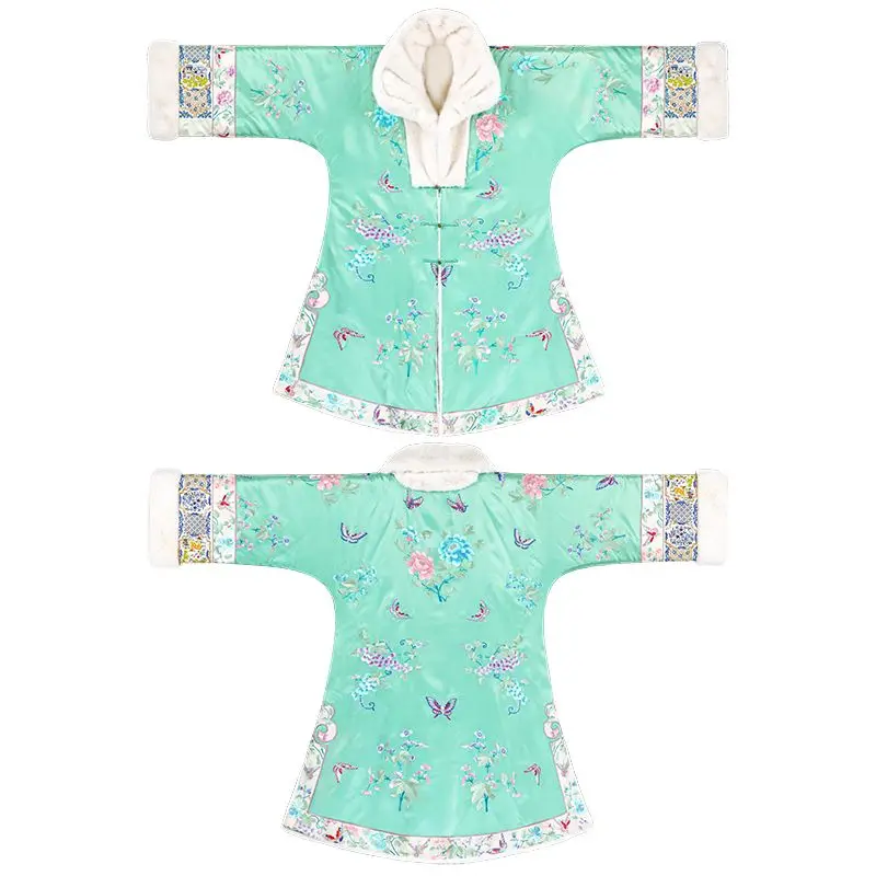 

Plush large lapel collar warm autumn and winter retro embroidered Qing Han women's coat