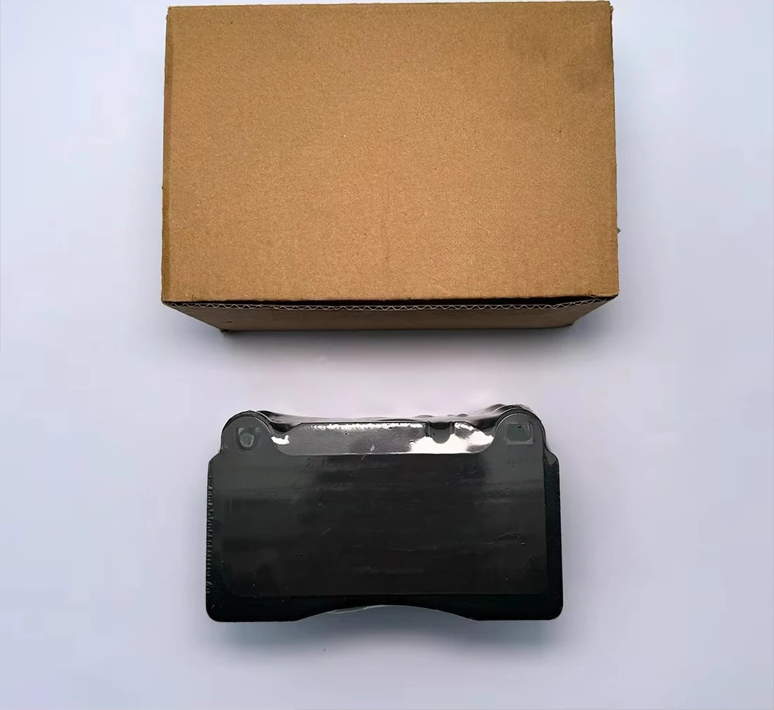 Consistent friction automotive rear brake pads for 458 OE 70002544/70002811 aftermarket parts made in China.