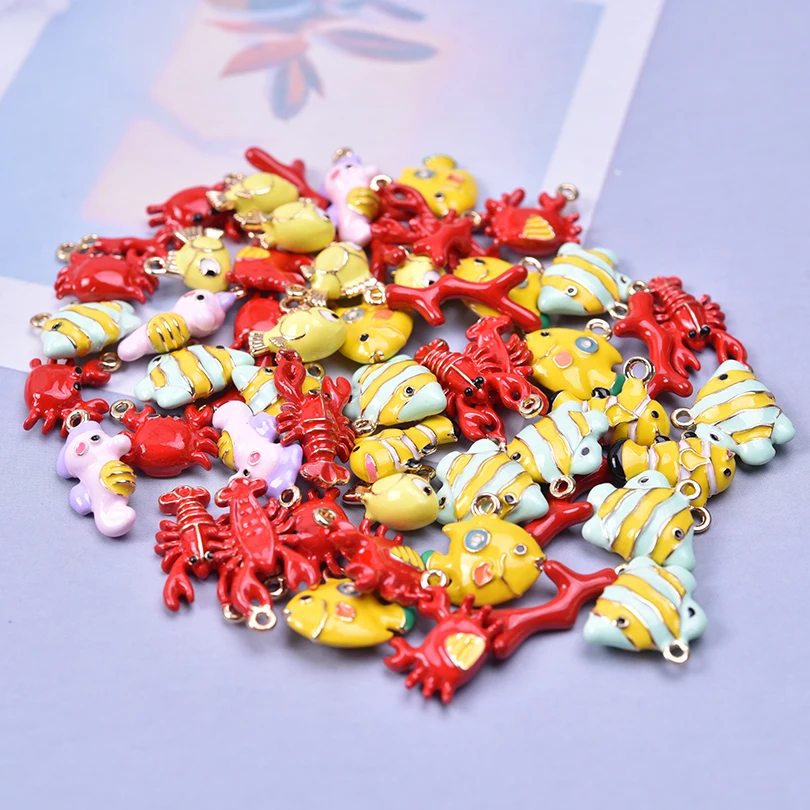 5/9Pcs Mix Styles Kawaii Cartoon Marine Life Crab Fish Seahorse Breloques Jewelry DIY Marine Life Animal Pendant Material Bulk