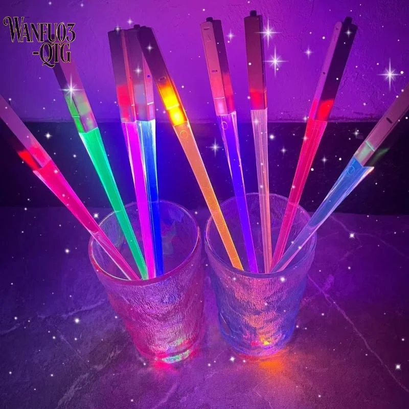 Hot Sale LED Glowing Lightsaber Chopsticks Detachable Washable Reusable Luminous Tableware For Party Night Meals Home Dining