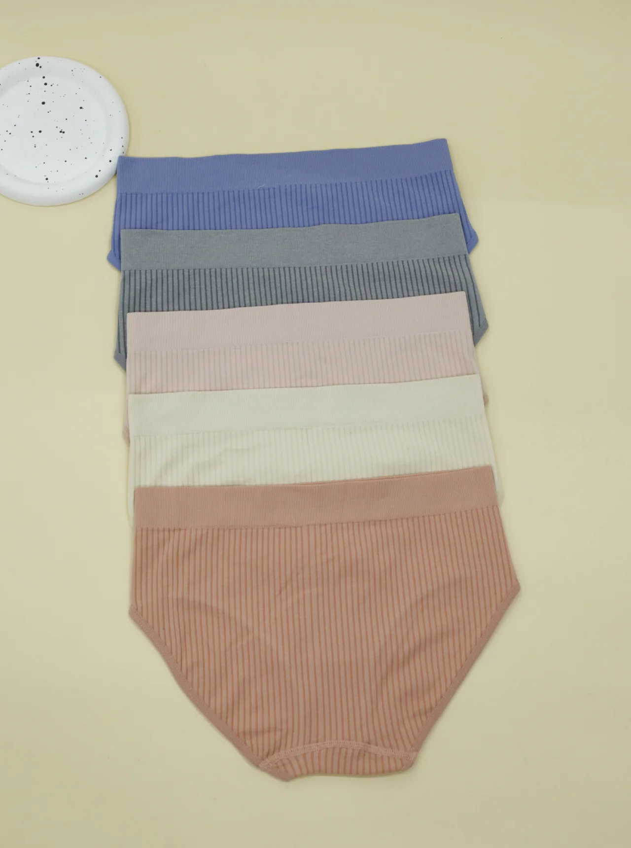 

Послеродовое нижнее белье для беременных женщин в полоску, удобное, дышащее, облегающее, бесшовные трусики-треугольники