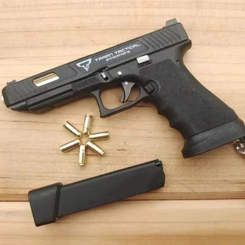New 1:3 GLK G17 G34 TTI Taran Tactical Alloy Empire PUBG Pistol Keychain Gun Shell Ejection Free Assembly Figurines & Miniatures