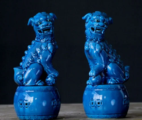 Par de estatuas de tambor de León de guardia Foo Fu de porcelana esmaltada azul de Jingdezhen de China fina