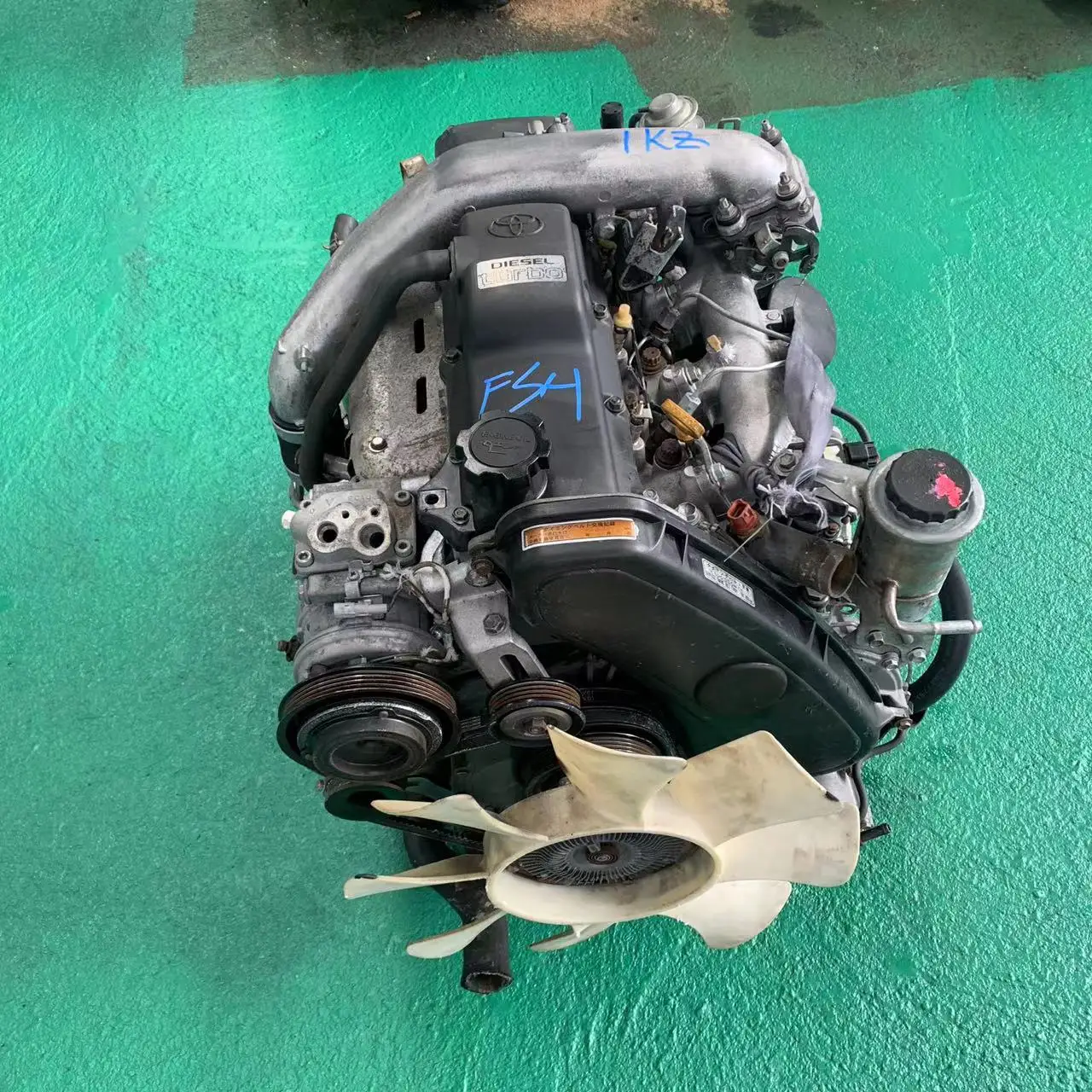 Top Quality Used Engine Assembly 1KZT for Toyota jeep Inline Four-cylinder Water-cooled Used diesel Engine 3.0L