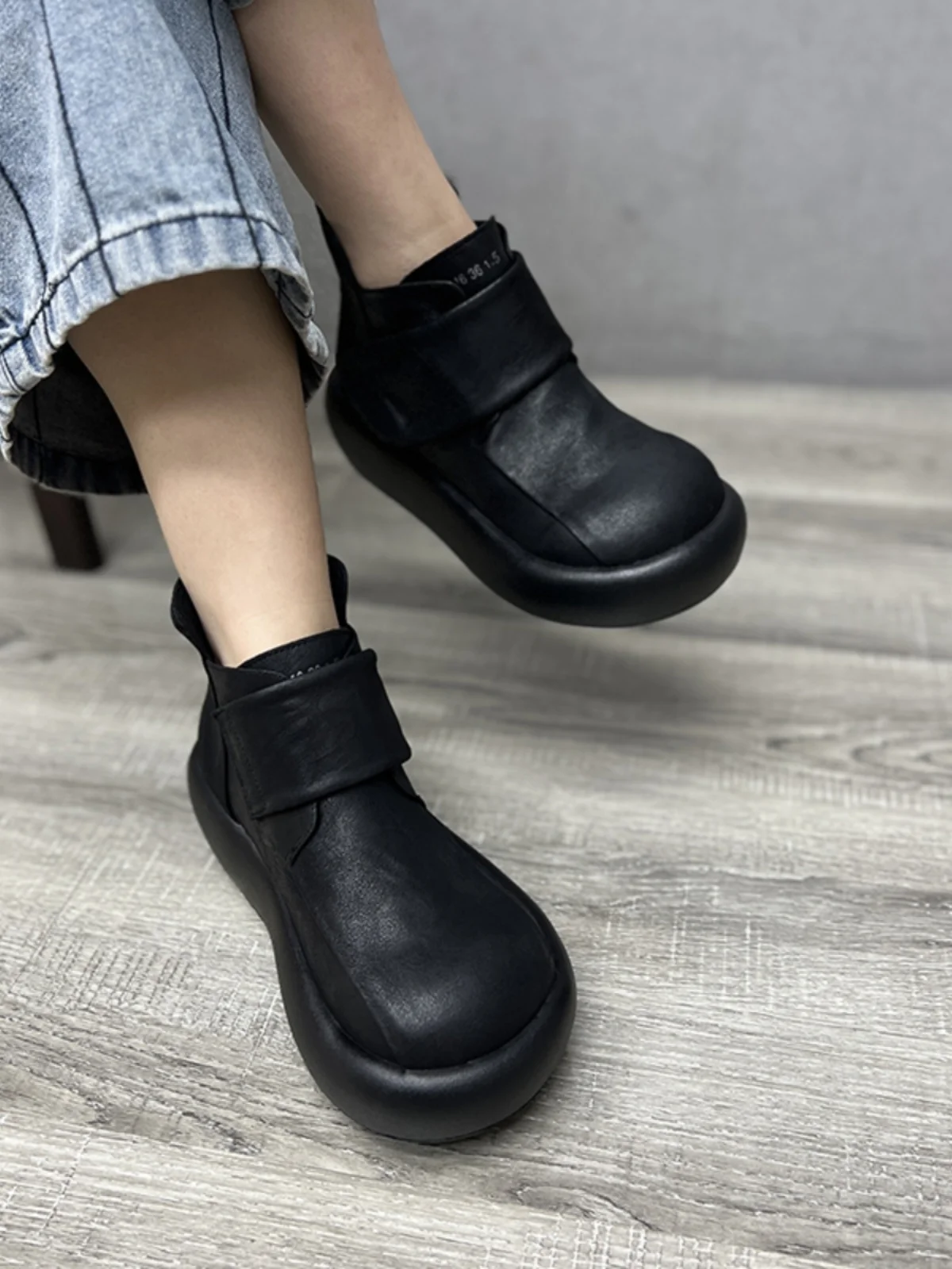 Birkuir Retro Winter Plush Snow Boots Women Hook Loop Big Head Thick Heel Short Boots Genuine Leather Luxury Flat Platform Shoes