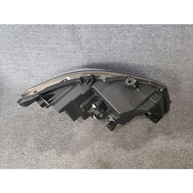 المصباح الأمامي عالي الجودة لنظام إضاءة السيارات إنفينيتي QX80 للسيارات 13-19 سنة انتهاء الصلاحية الطويلة 6000 كيلو درجة حرارة اللون