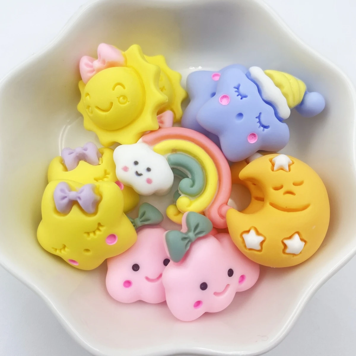 12 buah bintang lucu, nebula, pelangi, bulan, matahari, patung resin belakang datar, DIY scrapbook, Aksesori busur, kerajinan rumah