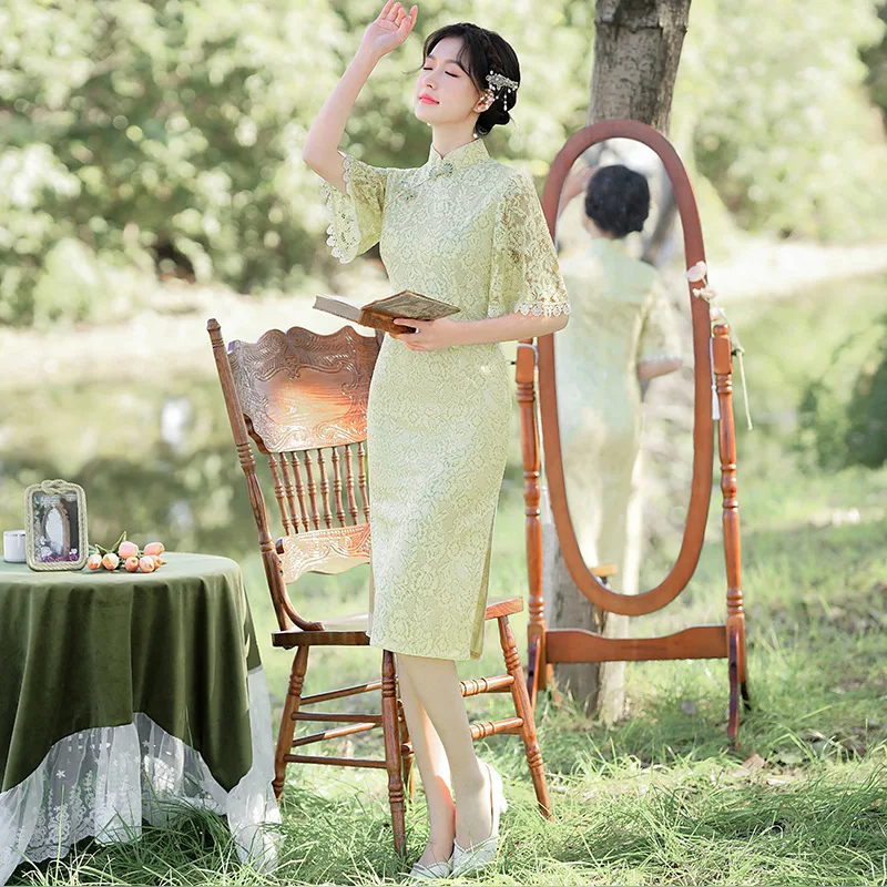 

2023 Spring Temperament Lace Improved Green Cheongsam Young Girls Waist Slit Chinese Style Qipao Evening Party Dress for Women
