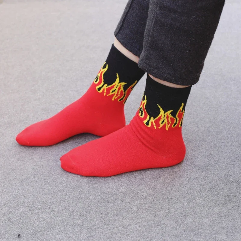 New Unisex Red Solid Cotton Socks Funny Flame Fire Pattern Low Cut Casual Red Socks Comfortable Breathable Hip Hop Harajuku Sock