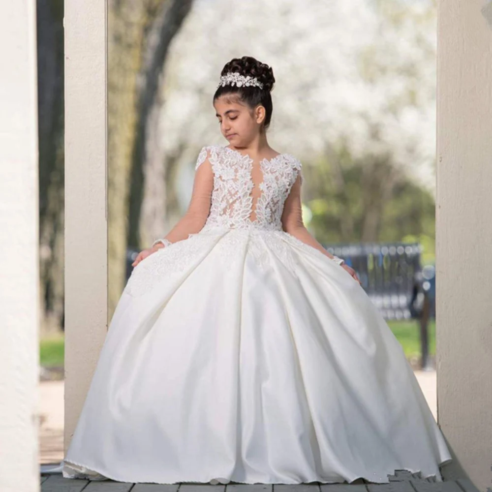 Elegant White Long Sleeves Hollow Back Floor Length Flower Girl Dresses For Wedding Lace First Communion Dresses For 2-14 Years