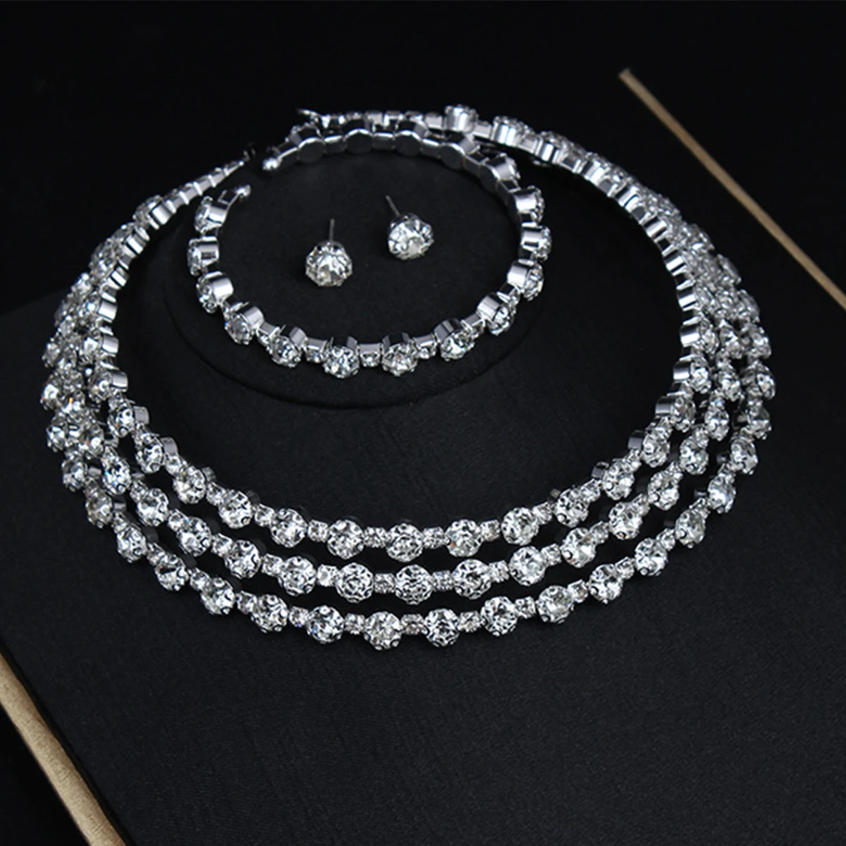 

Minimalist Jewelry Set Super Flash Crystal Trendy Necklace Bracelet Earrings Women Wedding Anniversary Bridesmaid Banquet Gift