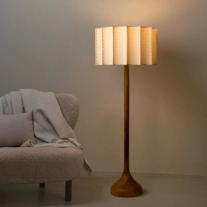 Japanese-style  floor lamp living room sofa next to solid wood bedroom study B & B villa premium decorative desk lamp