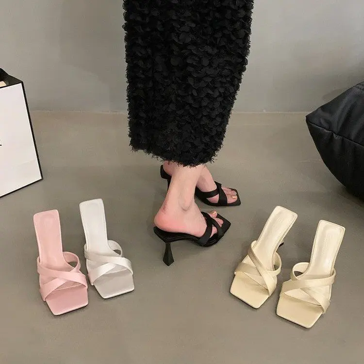 Low Female Shoes Womens Slippers Outdoor Cross-Tied Thin Heels Lady Med Square Toe Rubber Flip Flops Slides 2025 Girl Hawaiian R image 3