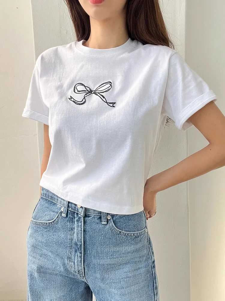 Cseta Retro Chic de manga corta con cuello redondo para mujer, Top informal hoado con diseño de nudo de mariposa bordado...