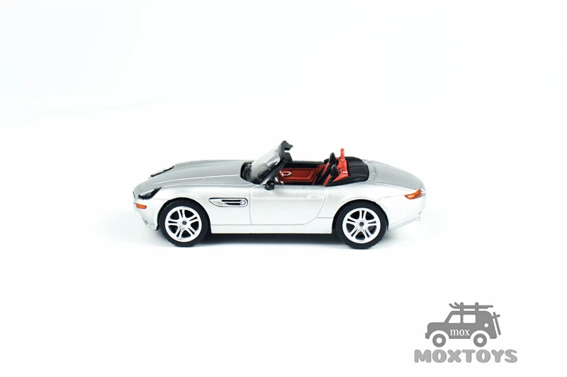 MINI GT 1:64 Z8 papel plateado/caja blister modelo de coche fundido a presión