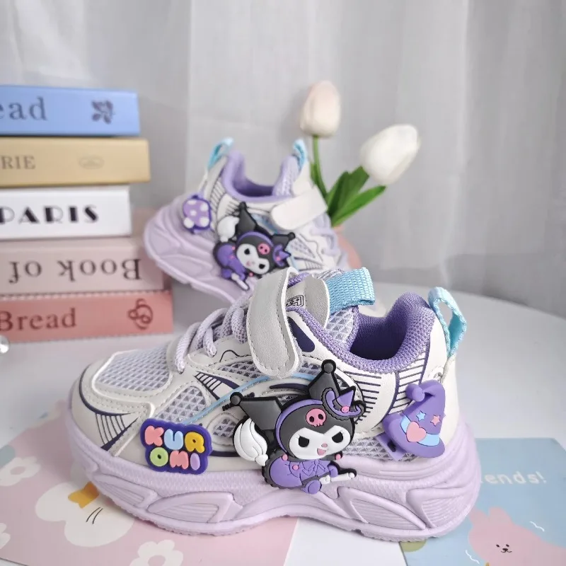 

Новые кроссовки Kuromi 2026 для девочек: дышащие, на массивной подошве, нескользящие, с мягкой подошвой, легкие, повседневные, с мультяшным дизайном, для подростков