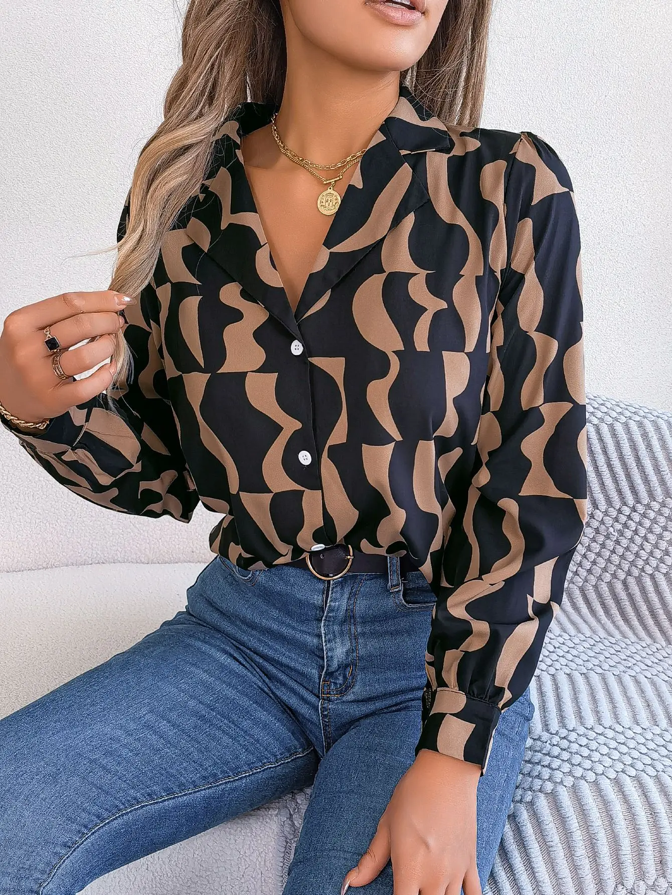 Autumn and Winter Office Lady Shirts Contrast Stripe Notched Collar Long Sleeve Tops Women Single Breasted Elegant Shirt