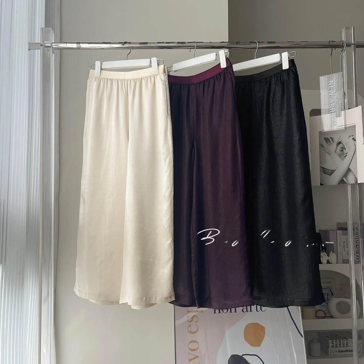 Shiny Satin Wide Leg Pants Elastic Waist Commute Style Korean Version Breathable Lightweight Loose Fit Casual Trousers