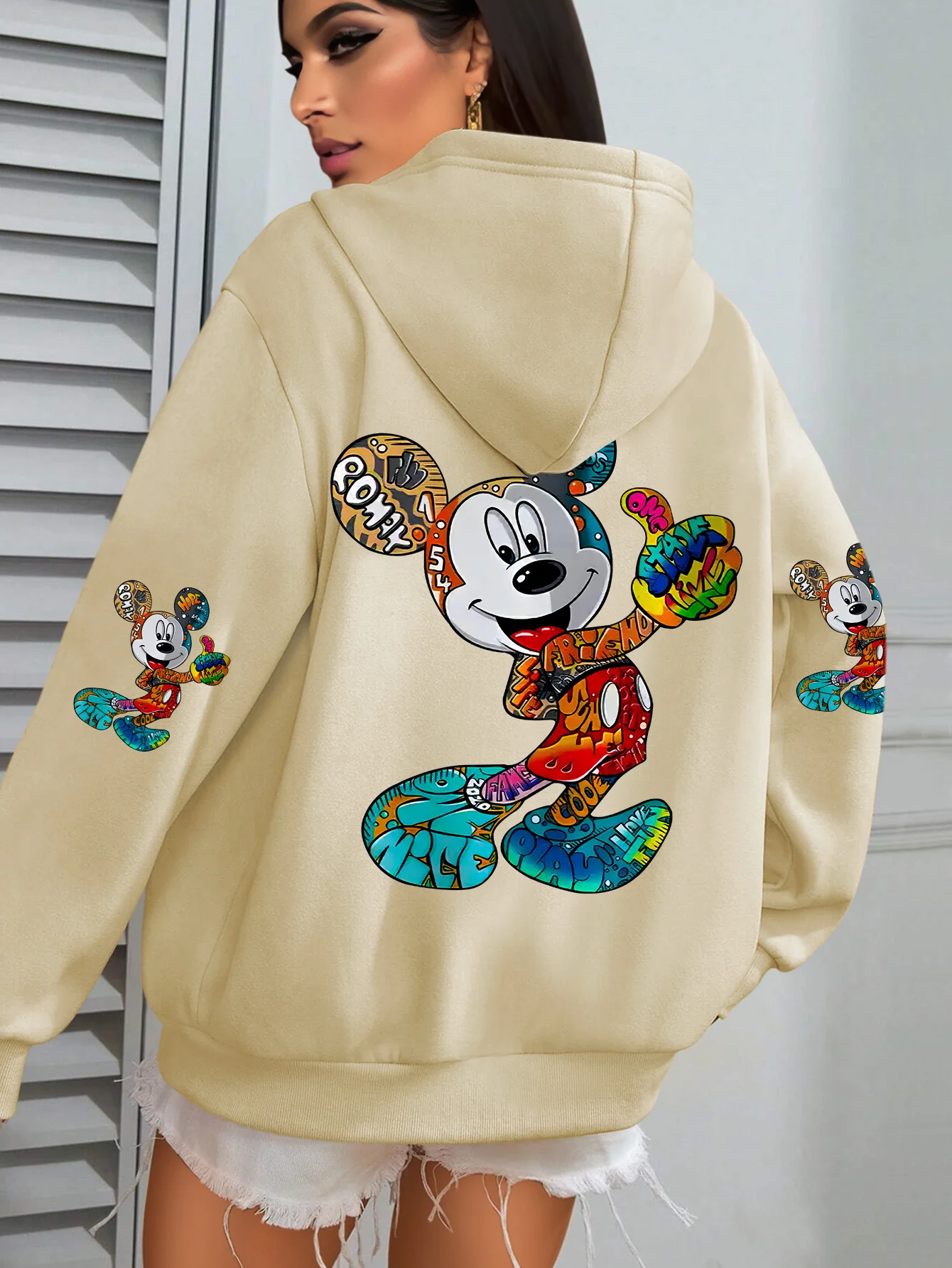 Sweat à capuche imprimé dos Disney Mickey Mouse pour femme – Vêtements d'extérieur décontractés officiels Disney avec un style tendance et mignon