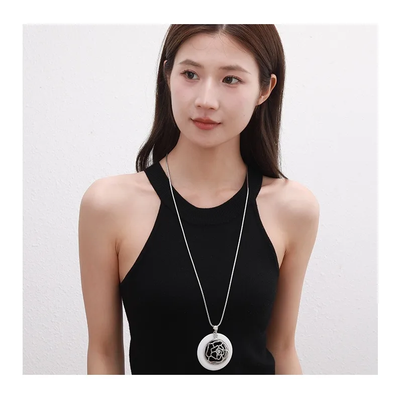 

Sweater Long Chain for Popular Women Retro Foreign Trade Metal Exaggerated Alloy Long Necklace