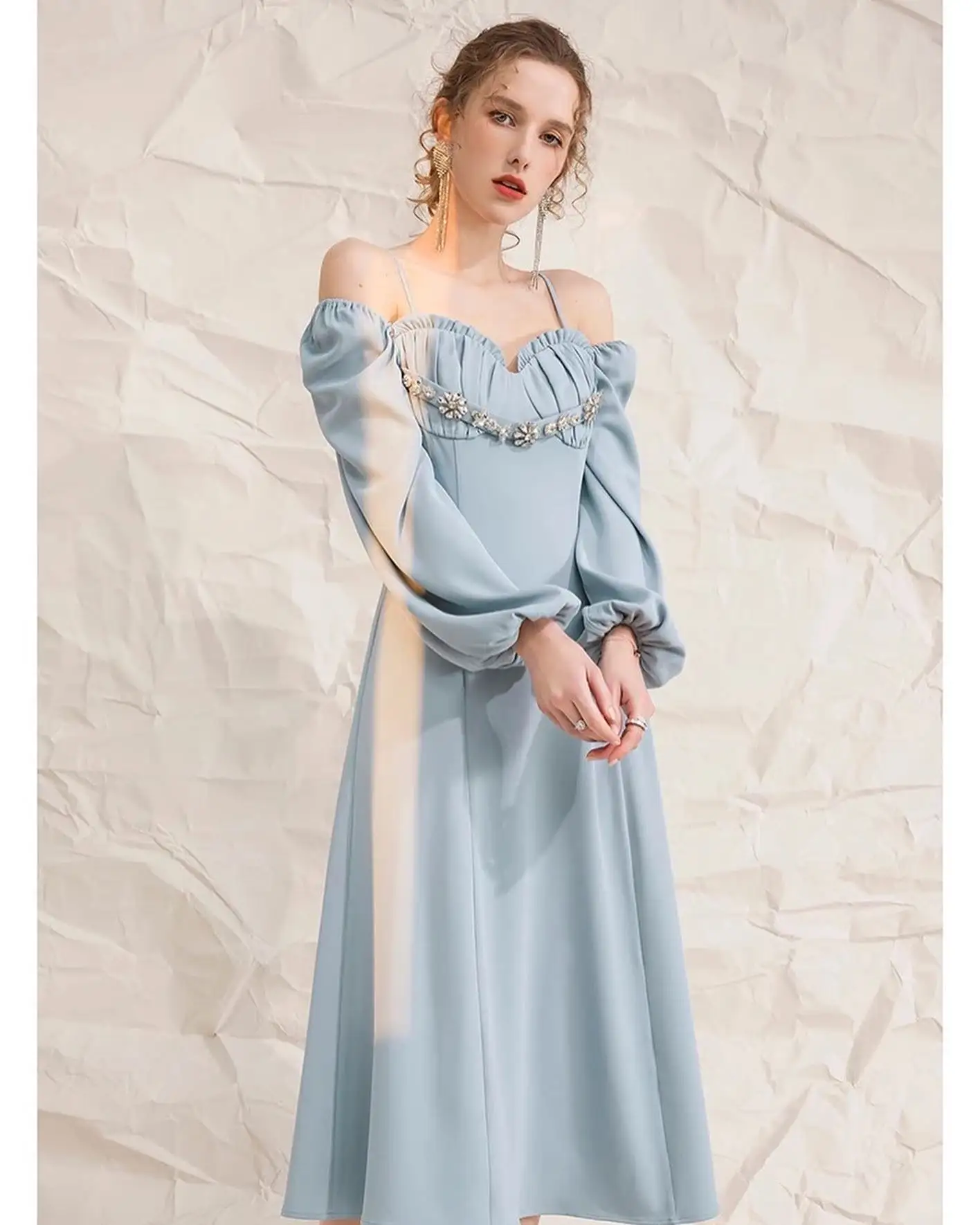 تخصيص رشيقة جيرسي ألف خط كريستال الزهور الكشكشة مساء اللباس مزاجه طويلة الأكمام الحبيب فساتين لحضور الحفلات الموسيقية