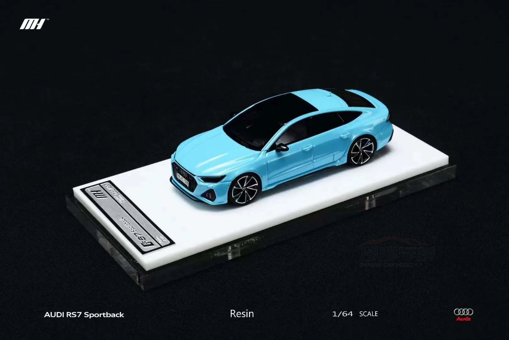 Motorhelix 1:64 Audi Rs7 resin ornament car model