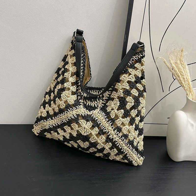 Popular Women's Woven Straw Shoulder Bag Medium Size Handbag With Handle For Beach Vacation