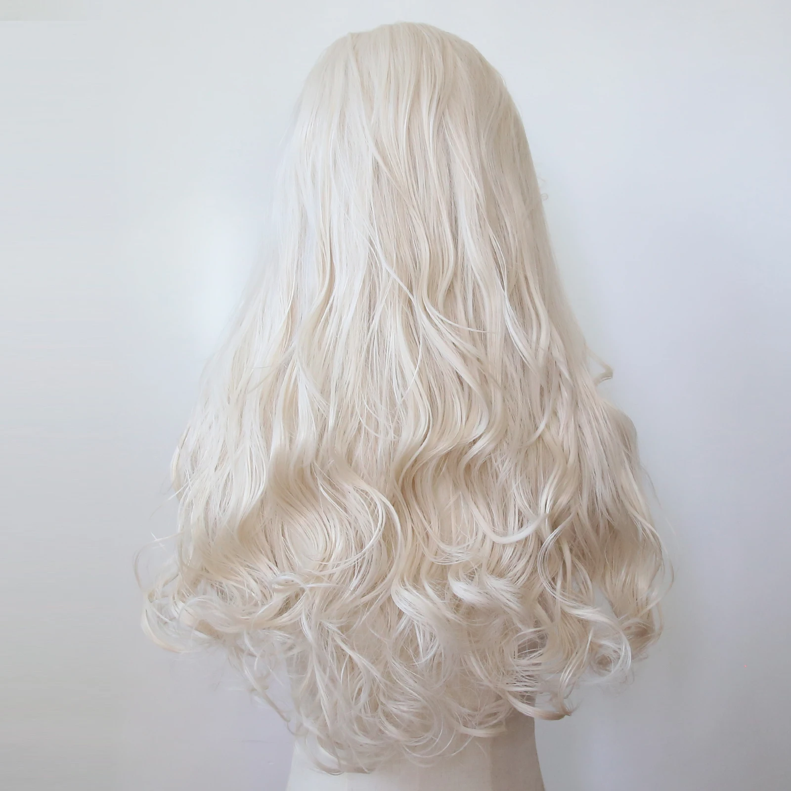 Platina Blonde Pruik Synthetische Kant Voorkant Pruik Lange Body Wave Lace Front Synthetische Pruik Pre Tokkel Hittebestendige Vezel Haar