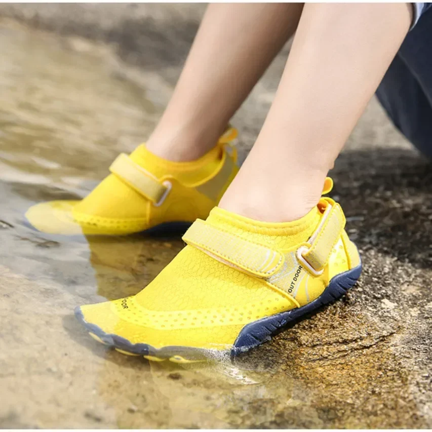 Chaussures d'eau à séchage rapide pour couple, baskets de plage pour enfants, pieds nus, randonnée en amont, pataugeoire parent-enfant, chaussures de natation