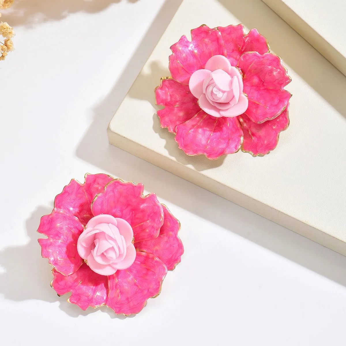 

Vintage Colorful Drip Oil Flower Stud Flower for Women Exquisite Metal Flower Petal Floral Temperament Earring Fashion Jewelry