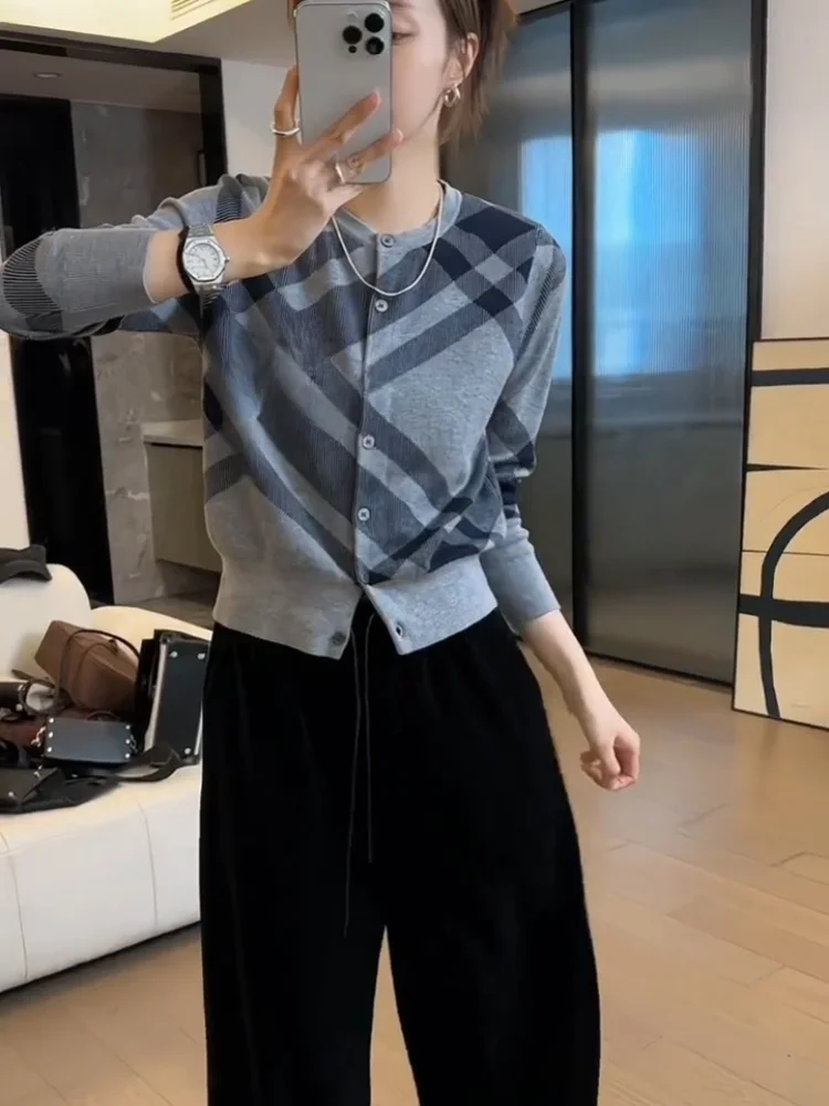 

Retro Plaid Warm Knitted Cardigan Women's Early Autumn Winter Sle Faionable Anti-Aging Woolen Top Coat Korean Loose Fit