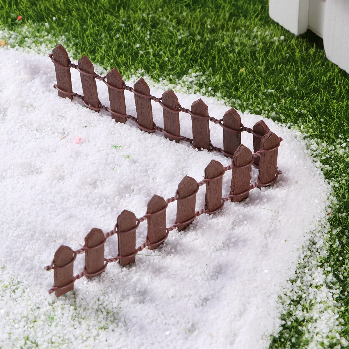

10Pcs Miniature Wooden Fence Decor Landscape Christmas Tree Decoration Picket Border Ornament