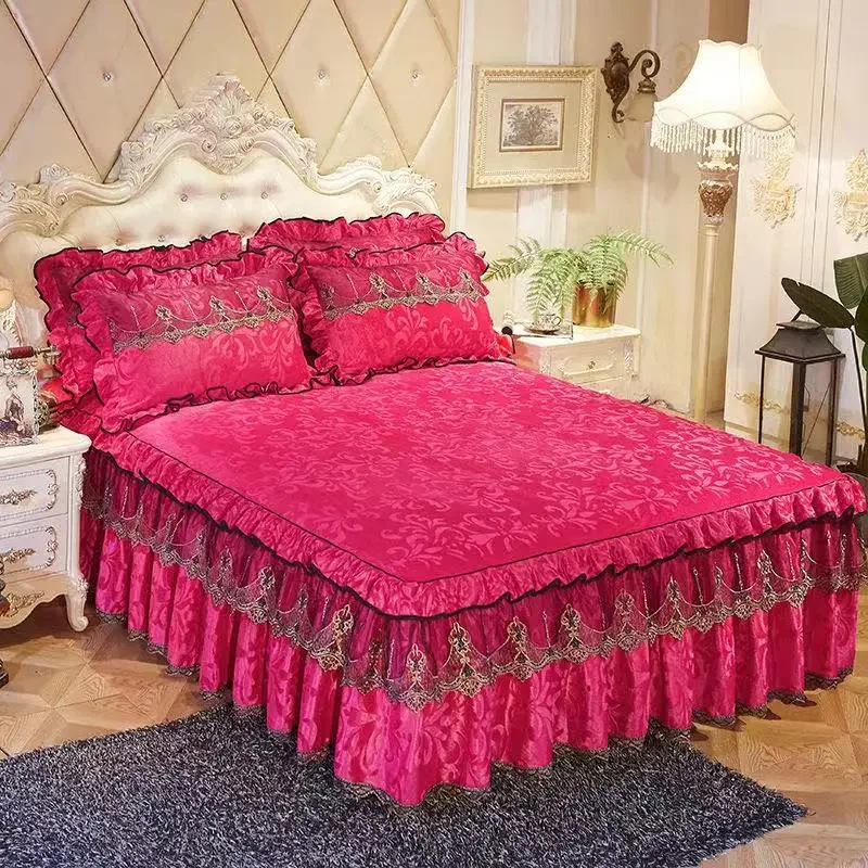 3pcs Set Good Quality Embossing Velvet Bed Skirt 1pc Romance Elegant Coral Fleece Bedspread Included 2pcs Pillowcase