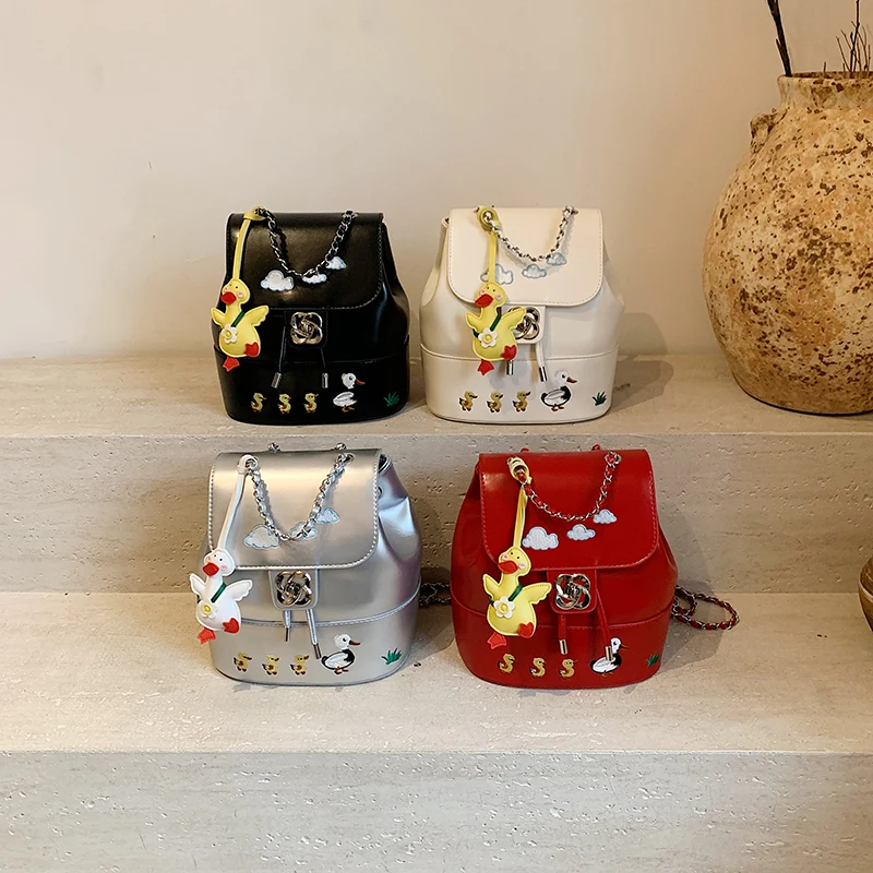 

Urban Shoulder Bag Women Multifunctional Handbag Light Luxury Portable Solution For City Living And Daily Commuting