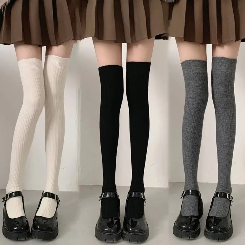 Calcetines de lana para mujer Otoño/Invierno Medias altas hasta el muslo de Color sólido Medias gruesas y cálidas de Lolita Calcetines de pierna larga blancos y negros para mujer