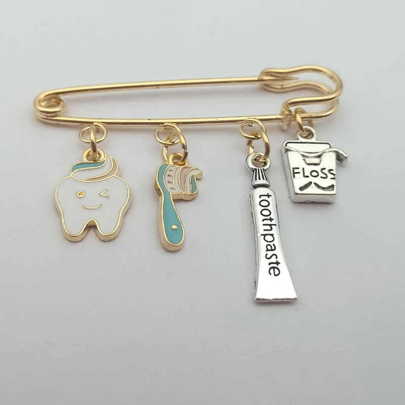 New fashion toothpaste toothbrush enamel brooch dentist men's and women's clothing decorative accessories dentist nurse jewelry