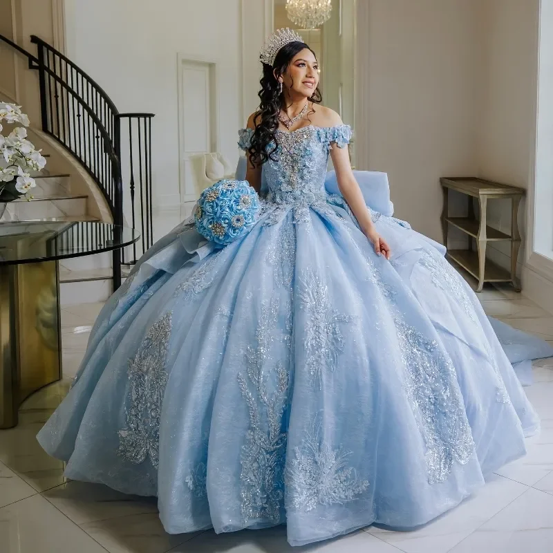 Aangepaste hemelsblauw glanzende quinceanera jurk feestjurk applique kant kralen prinses uit de schouder 16 jaar vestidos 15 de