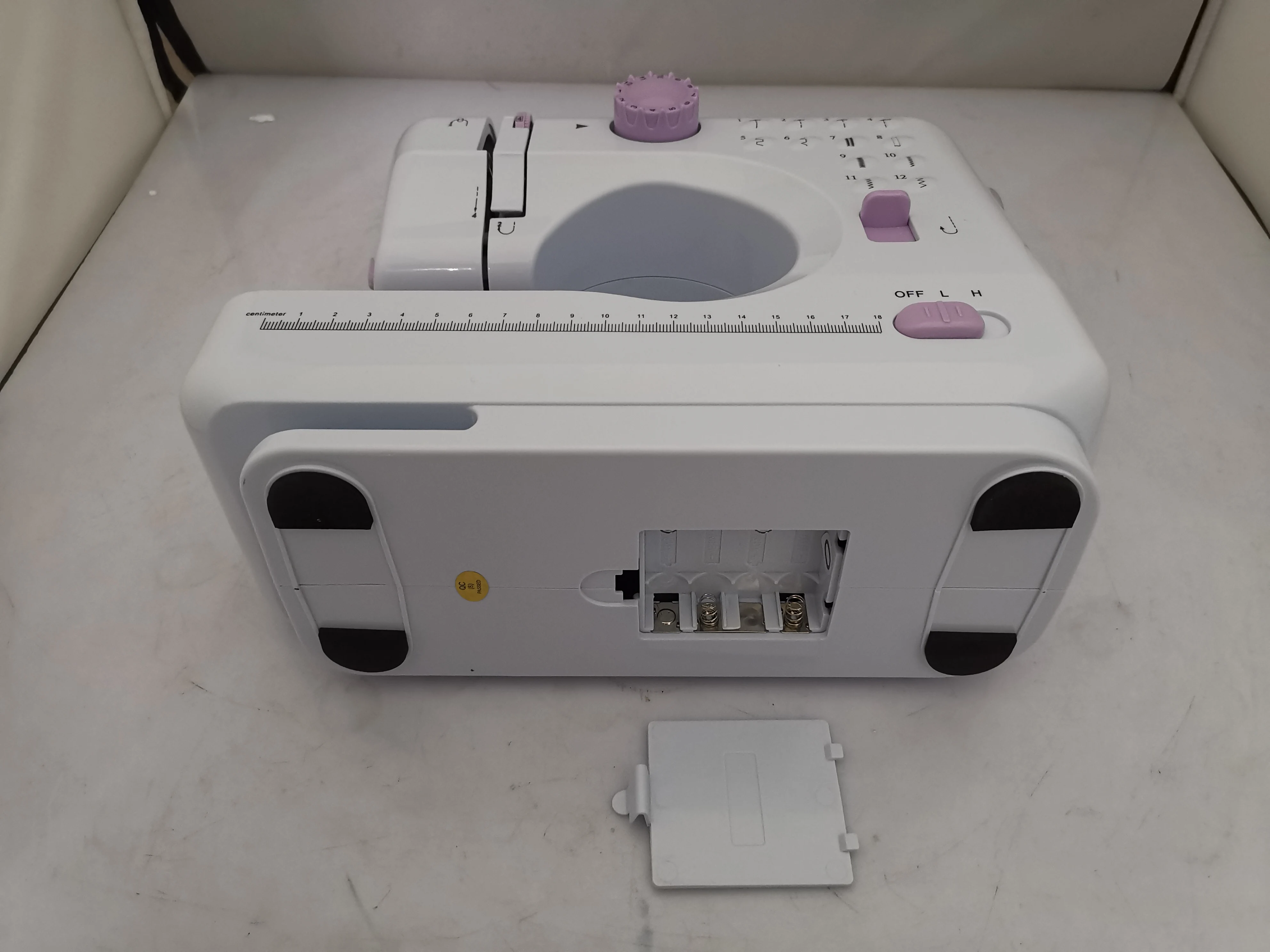 Small Mini Electric Household Sewing Machine, 505A Upgraded Multifunctional Sewing Machine with Overlock