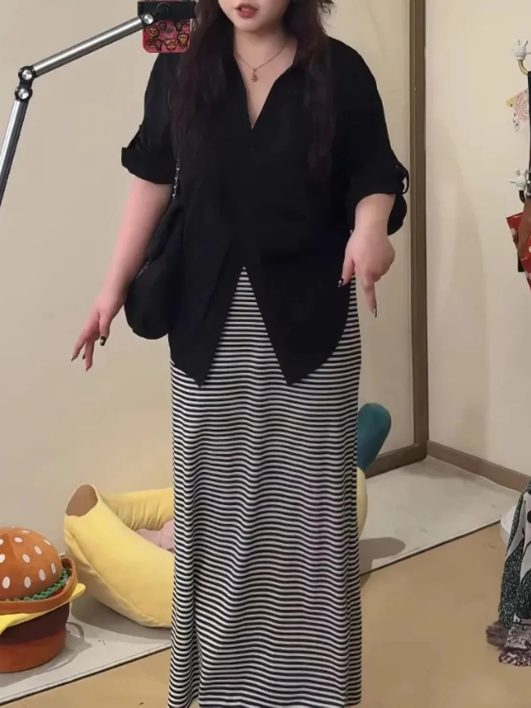 

Женская рубашка больших размеров в корейском стиле, простая, в стиле Old Money, с утягивающим эффектом на талии, летняя, новая, стройнящая, универсальный топ из дышащего полиэстера