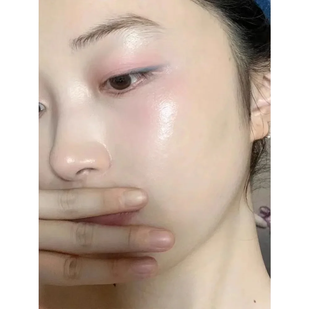 Глянцевый карандаш-хайлайтер,  – обзор и цена Fenty Beauty Makeup Highlighter