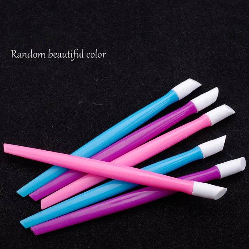 Plastic Handle Nail Cuticle Push Stick Rubber Tipped Nail Cleaner Colored Nail Art Tool for Men and Women Nail Art Manicure Tool