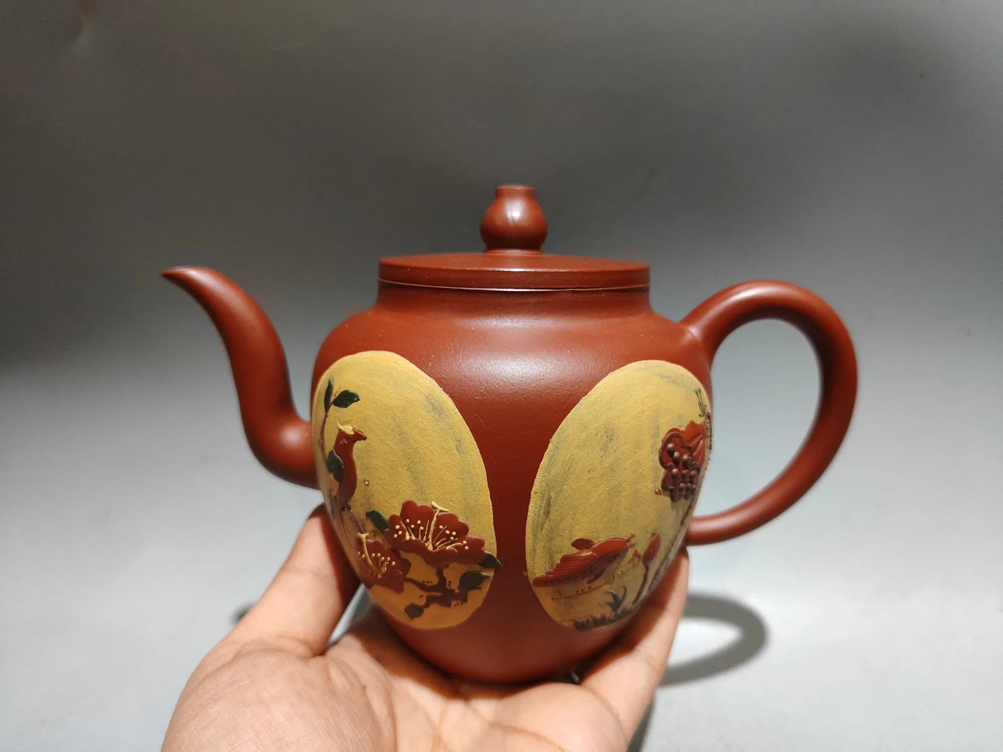 Yixing Purple Clay Pot High relief sculpture Dragon patterned Siting teapot gourd Antique colored teapot kettle teapot Tea Charm