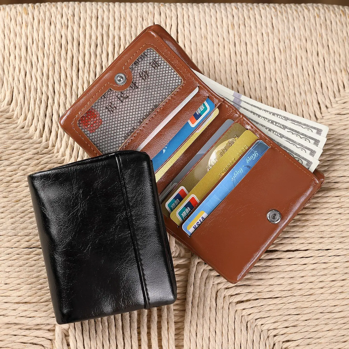 Women Short Wallets PU Leather Fashion Casual Female Purse Mini Hasp Solid Multi-Card Holder Coin Purse Slim Small Zipper Wallet